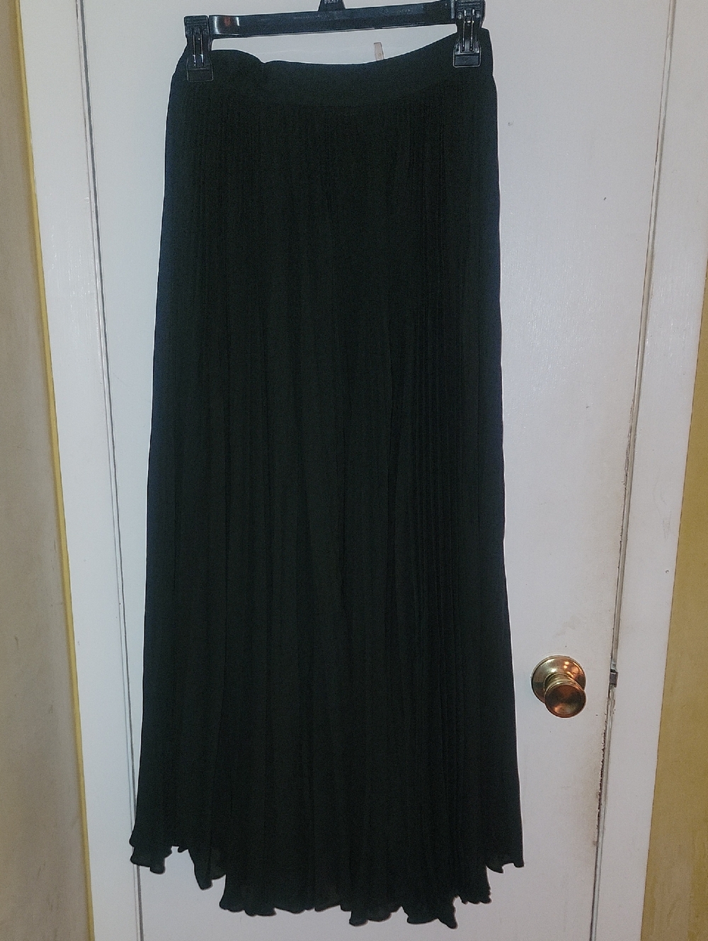 Flowing Black Maxi Pleated Skirt